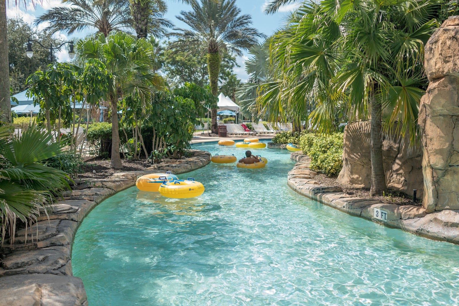 orlando hotels with lazy rivers