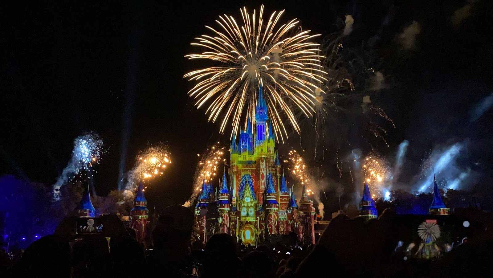 10 Best Places to Watch Fireworks at Magic Kingdom