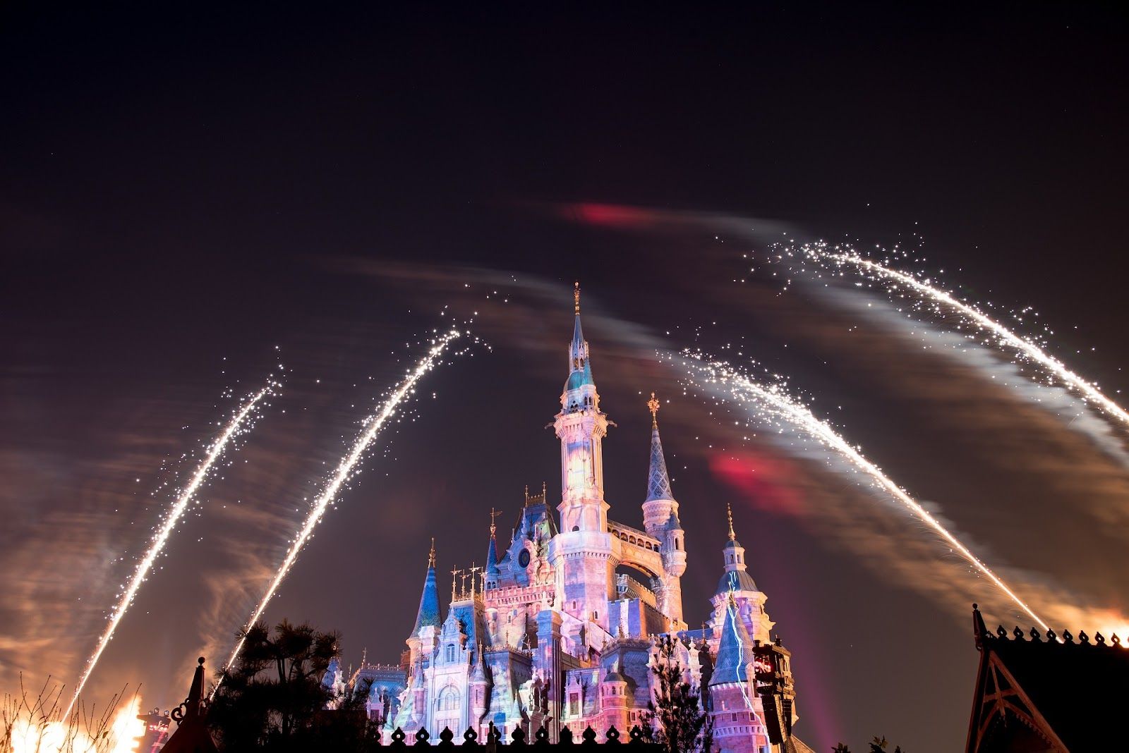 best places to watch fireworks at magic kingdom