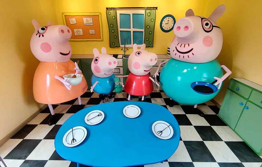 Tips for Booking a Hotel Near Peppa Pig World